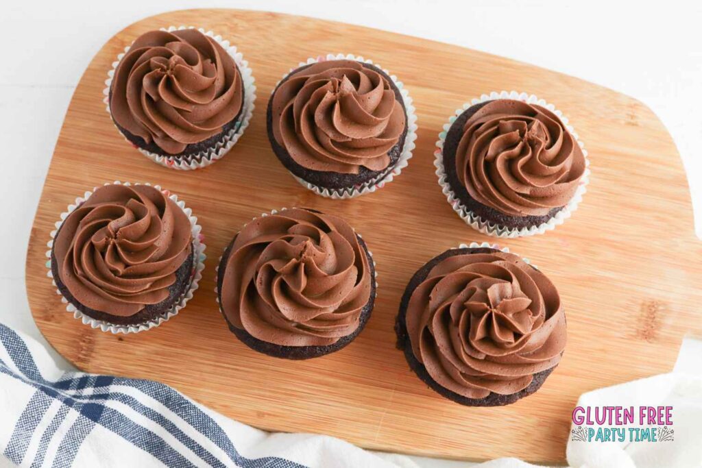 chocolate cupcakes with chocolate buttercream