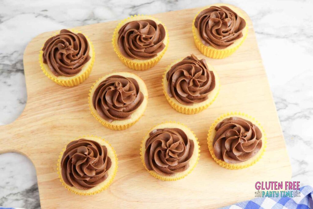 vanilla cupcakes with chocolate buttercream
