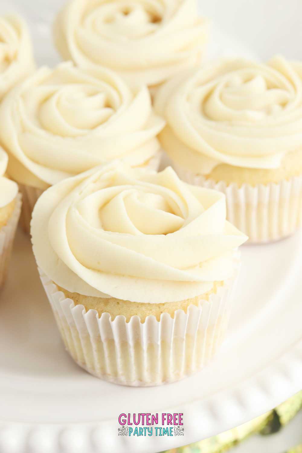 HOMEMADE GLUTEN FREE white cupcakes